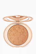 Charlotte Tilbury Glow Glide Face are Architect highilghter